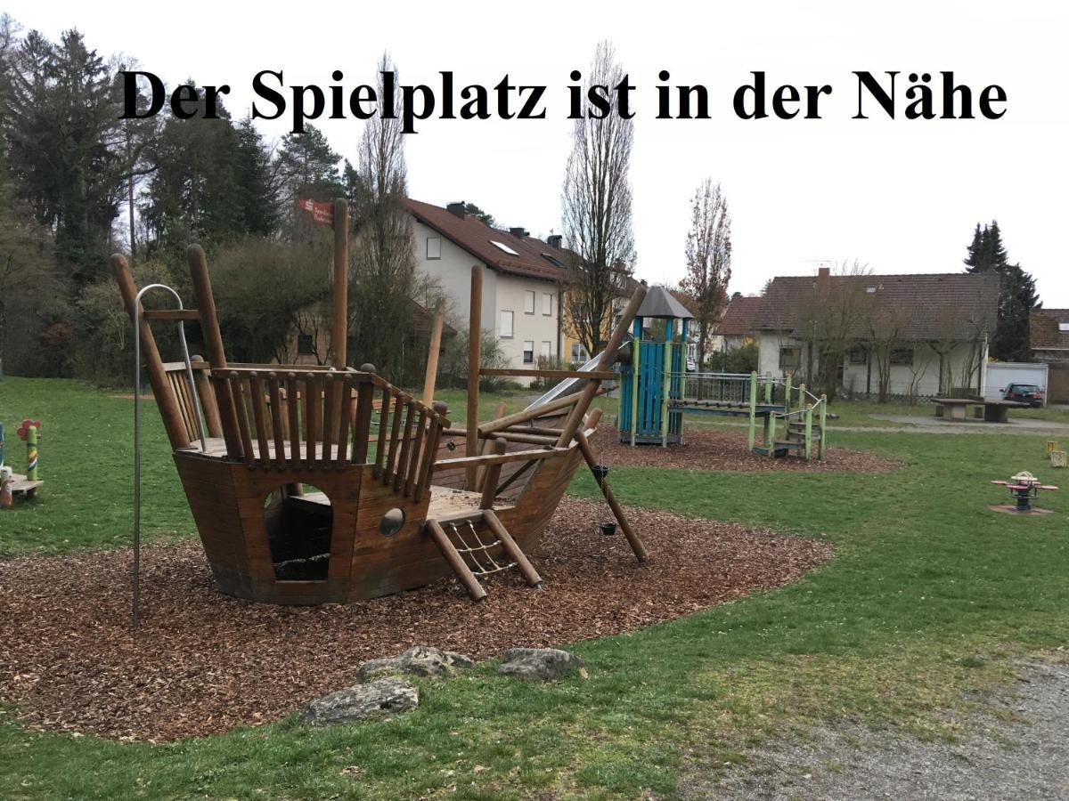 4-Zimmer Kinderfreundliche Ferienwohnung Friedrichshafen Kültér fotó